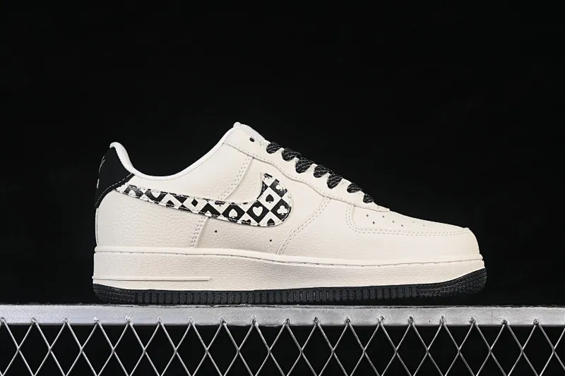All categories Nk Air Force 1 Air Force series Nk Air Force 1 Low Air Force low-top Nike Air Force 1'07 Low Limited to the Year of the Horse, immediate success Air Force 1 low-top casual sneakers KJ1688-026